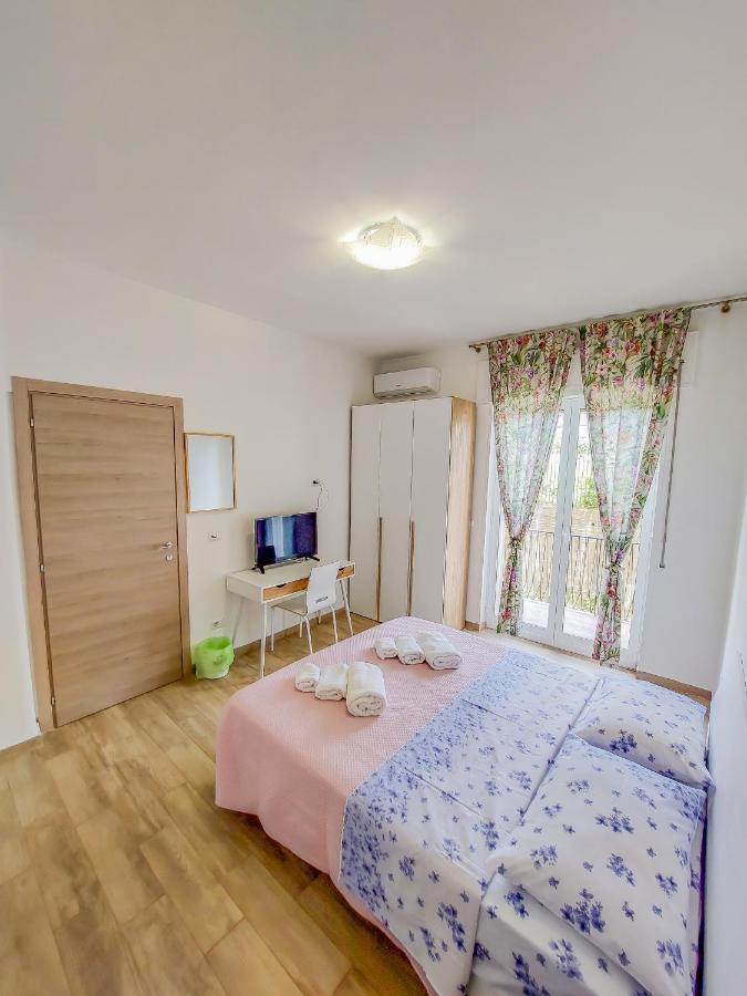 Metro Guest House Napoli Dış mekan fotoğraf